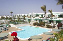 Lanzarote - Canary Islands - scuba diving holiday. Nazaret Apartments swimming pool area.